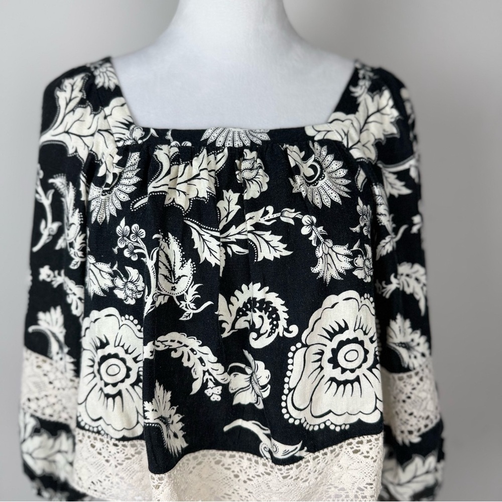 Calligraphie Women's Black and White Floral 3/4 Sleeve Boxy Blouse Size S - Picture 2 of 11